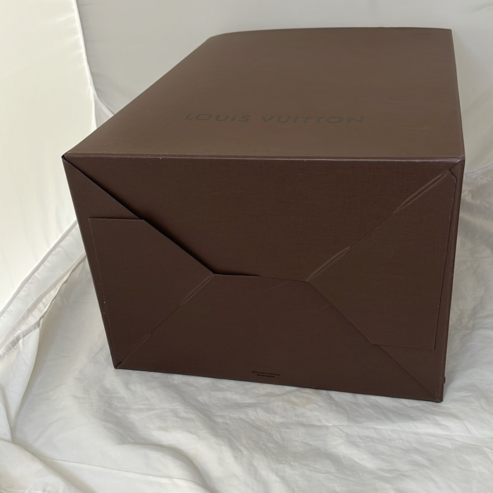 Louis Vuitton Dark Brown Gift Box - Picture 6 of 11